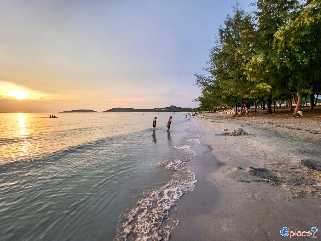 หาดน้ำใส