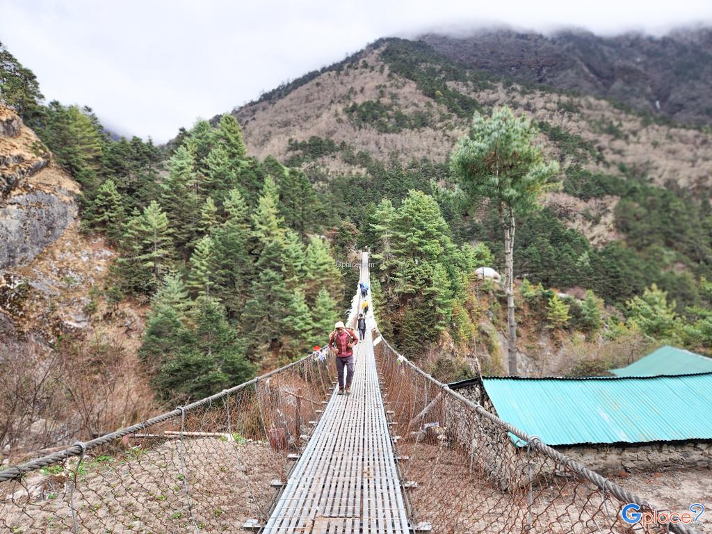 สะพานแขวนข้ามแม่น้ำดุดโปขรี
