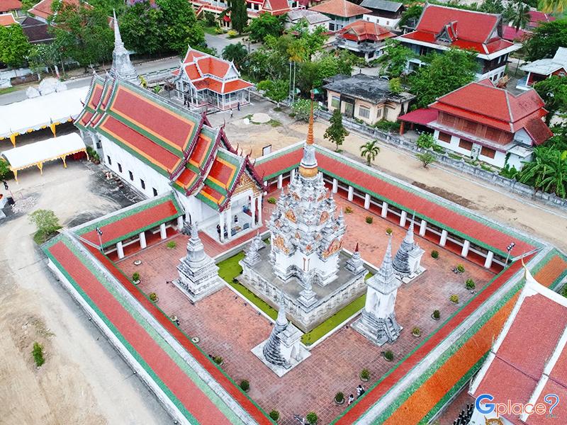 พระธาตุไชยา