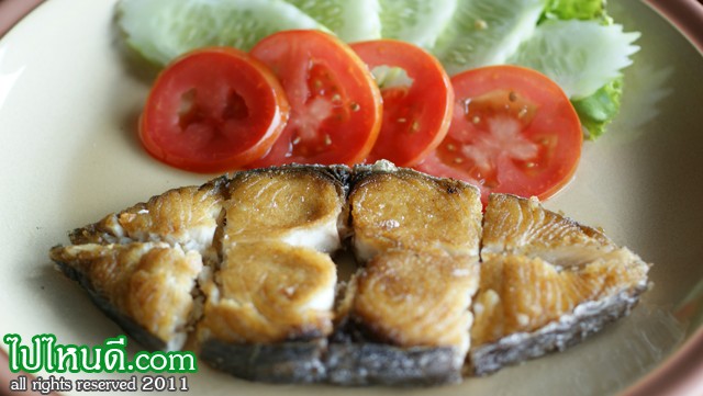 ปลาอินทรีย์ทอดน้ำปลา 	หอมหวน ชวนชิม (เนื้อออกหวานๆ ไม่แข็ง)