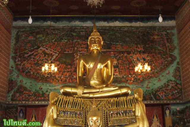 ไหว้พระในพระอุโบสถ วัดอัมพวันเจติยาราม
http://www.thai-tour.com/thai-tour/central/samutsongkram/data/place/pic_wat-amphawanjetiyaram.htm