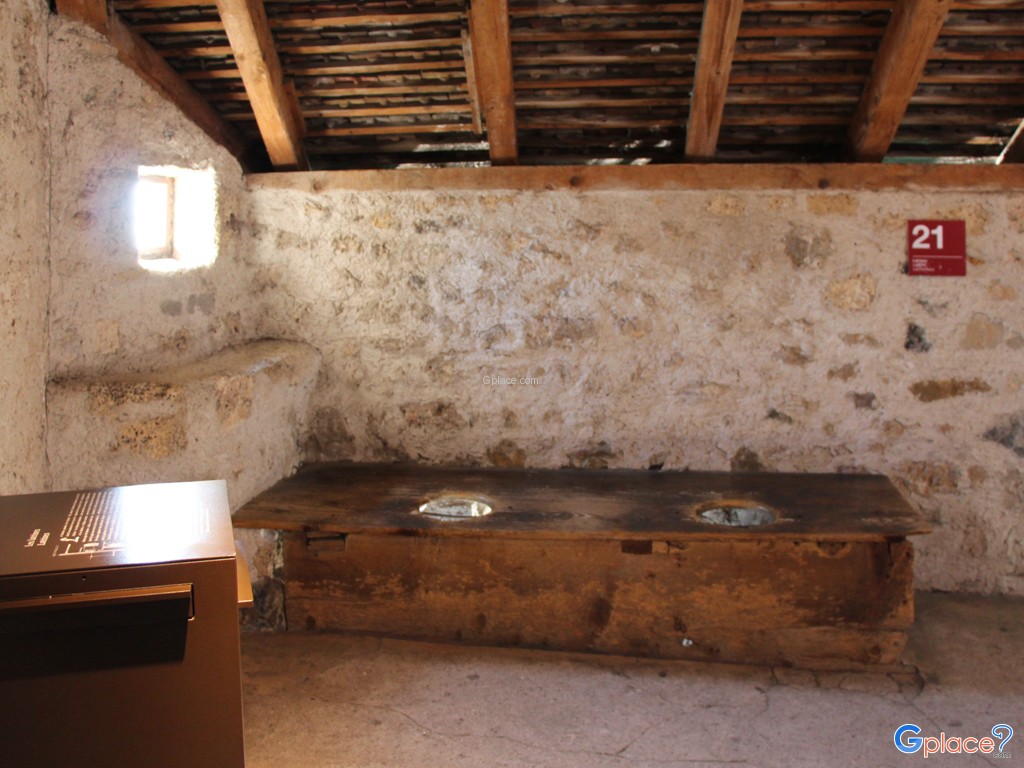 จุดที่ 21 ดุเหมือนครัว แต่ไม่ใช่
ที่นี่คือ ส้วม