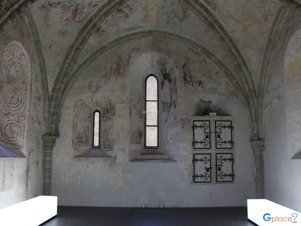 จุดที่ 24 ที่ทำพิธิศริสศาสนา สวดมนต์ อะไรประมาณนี้