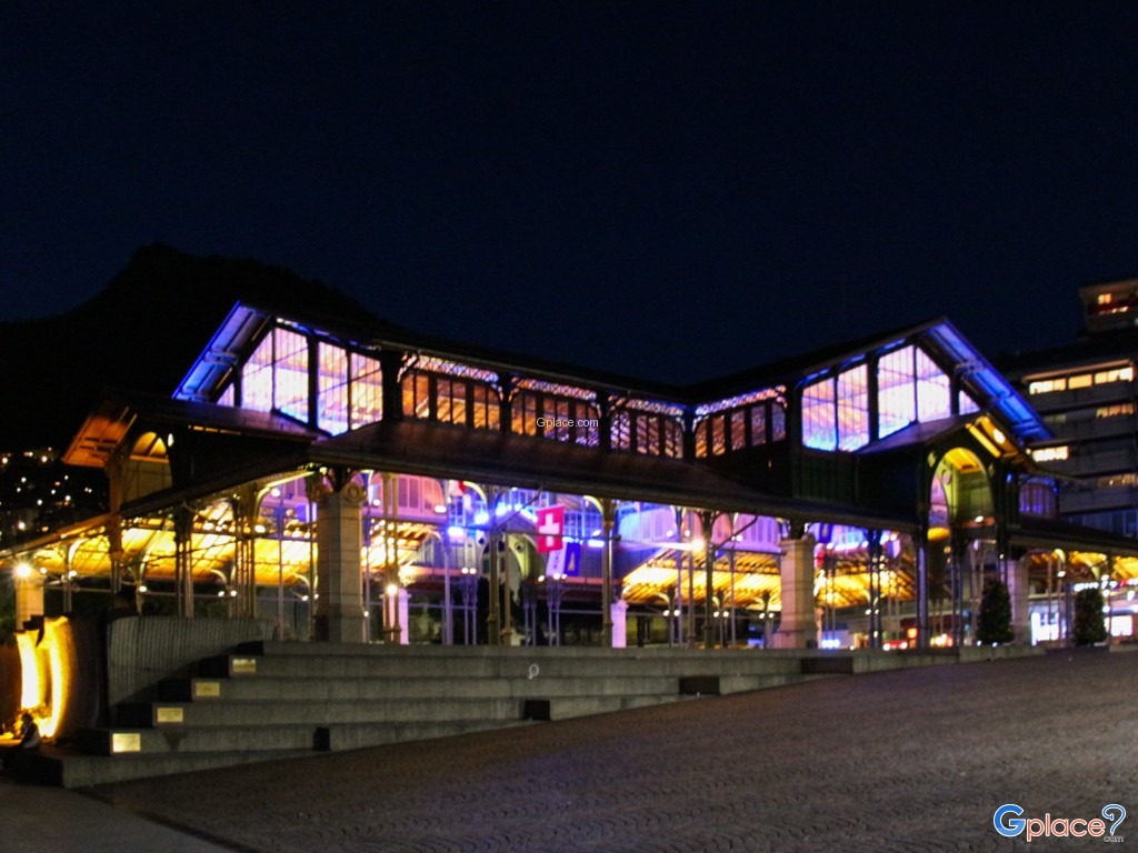 Covered market ยามค่ำคืน...ไร้ผู้คน ผมถ่ายรูปอยู่ได้ไม่น่าน เพราะหนาวมากๆ