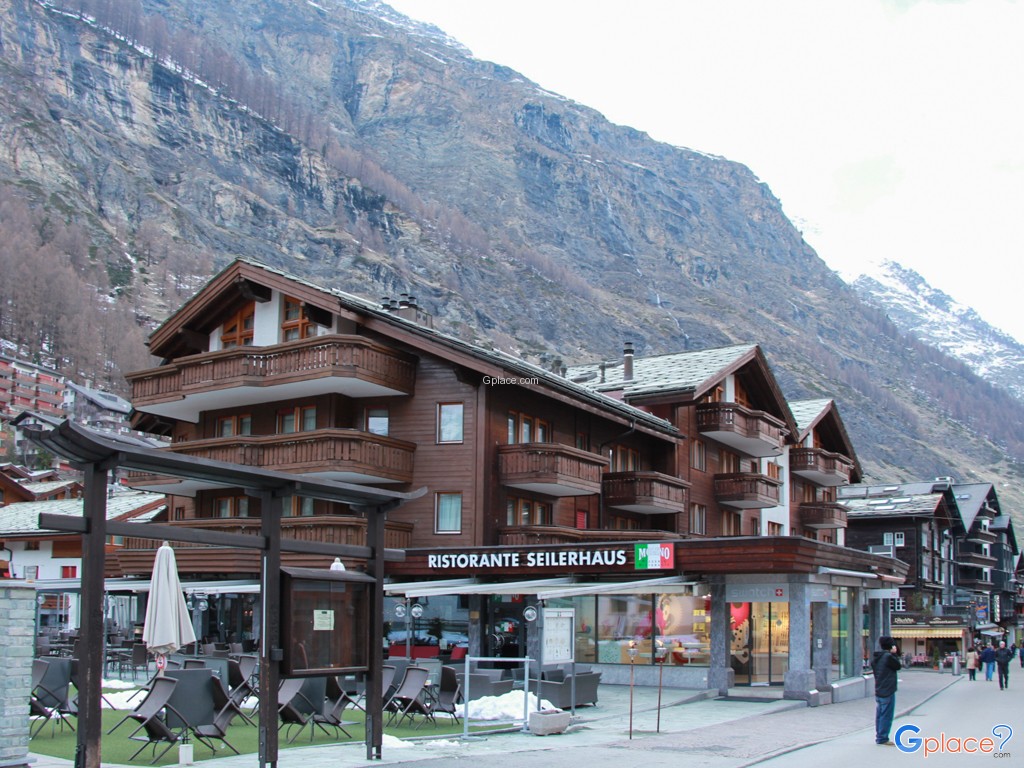 Selierhaus, Italian Restaurant