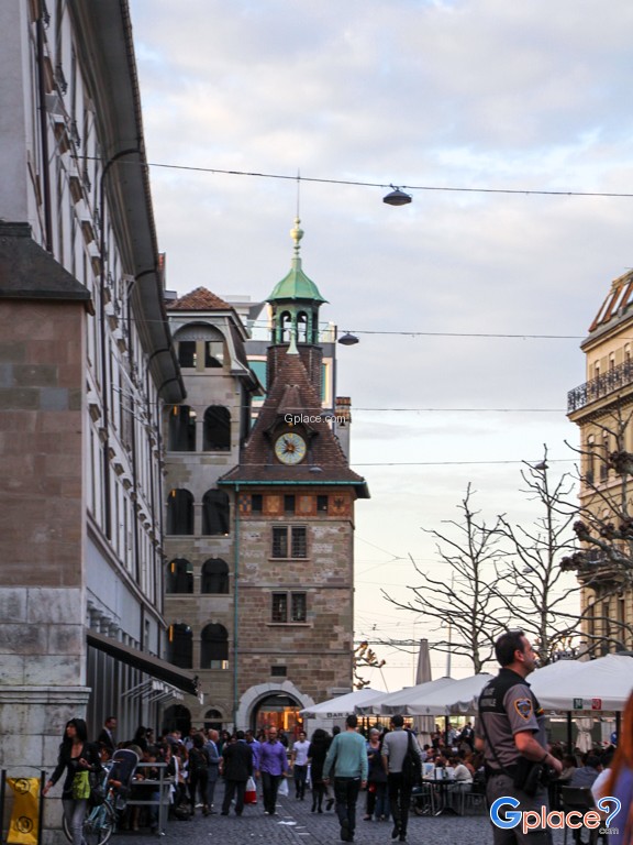 Molard Tower