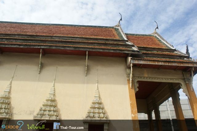 สภาพของโบสถ์นั้นยังคงสภาพดีเหมือนเดิม และรูปลักษณ์ของลายข้างโบสถ์นั้นก็ยังเพิ่มความสวยงามให้กับโบสถ์อีกด้วย