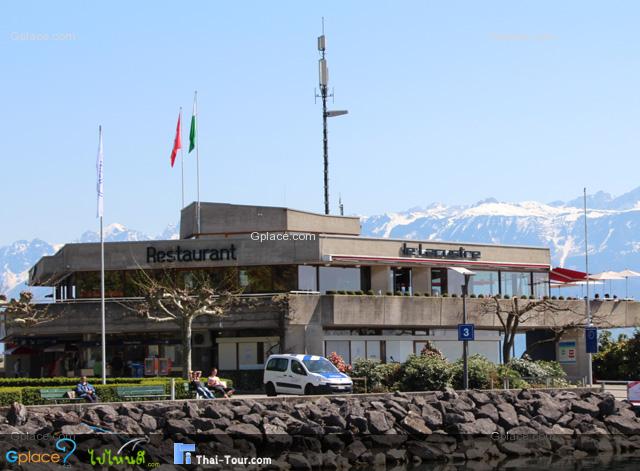 restaurant in a perfect scenery of the Alps and Geneva Lake.