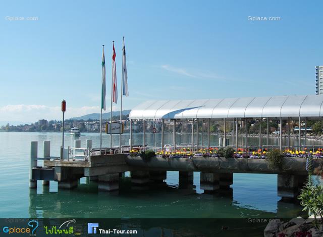 There are many ways to get to Chateau de Chillon. But I chose to be here by a cruise. Start from Montreux pier.