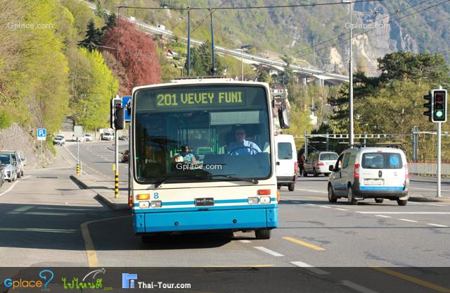 รถบัส 201  มาแล้ว ตอนนี้ 19.41 น. ยังไม่กลับที่พักครับ ไปต่อกันที่
วีเวย์ Vevey....อ่านต่อ