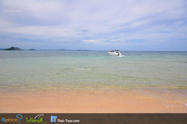 น้ำใสมากเลยที่เกาะกุฎี