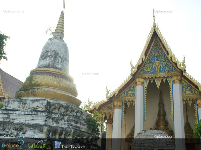 เจดีย์และวิหาร