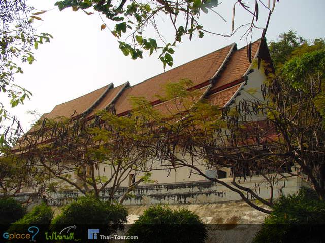 พระบาทสมเด็จพระจุลจอมเกล้าเจ้าอยู่หัว ได้มีการซ่อมหลังคาใหม่ และสร้างผนังล้อมรอบองค์เป็นวิหารพระพุทธไสยาสน์