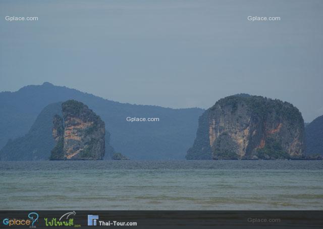 ป่าเกาะ...ฉากพื้นหลังอันยิ่งใหญ่ของชายหาดที่นี่