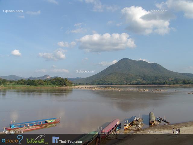 นั่งเรือชมแก่งคุดคู้