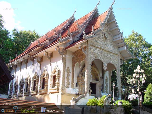 ตัววิหารของวัดพระธาตุผาเงา