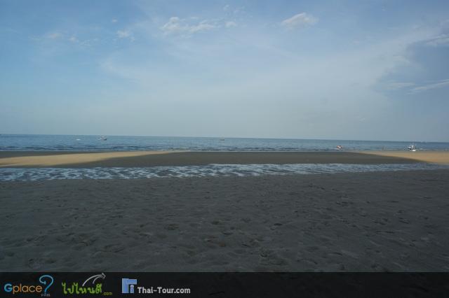 ยังมีอีกหลายอย่างที่น่าสนใจรอคุณอยู่ที่หาดหัวหิน มาเที่ยวกันมากๆนะครับ