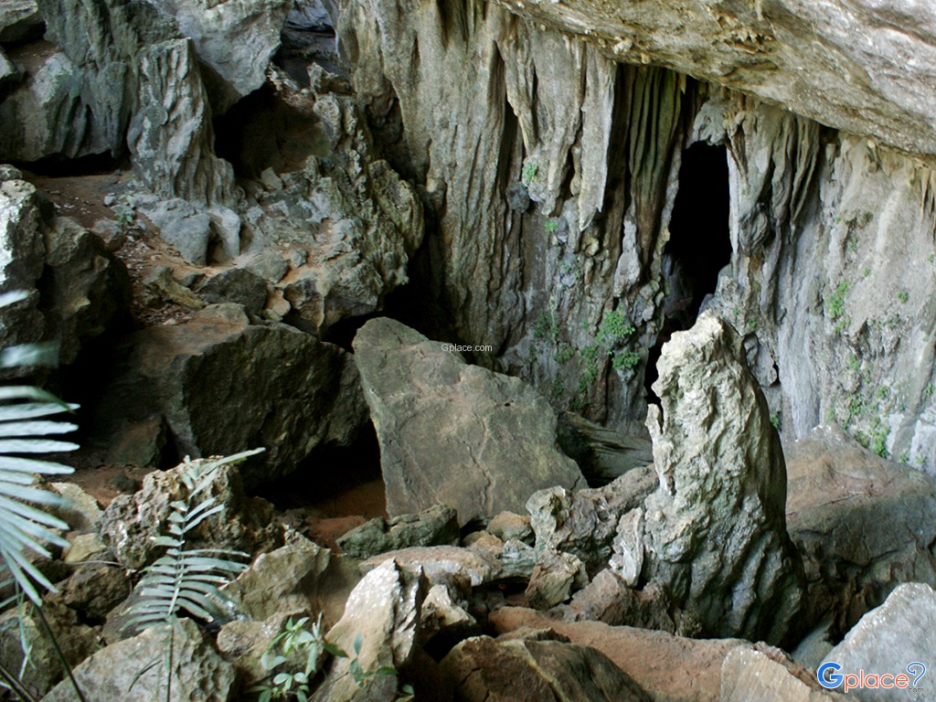 Mae Usa cave