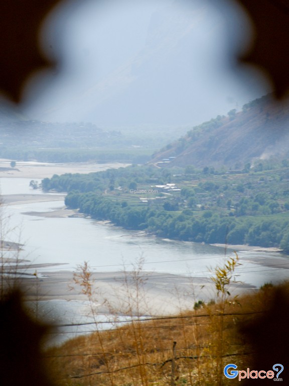 โค้งแรกแยงซีเกียง