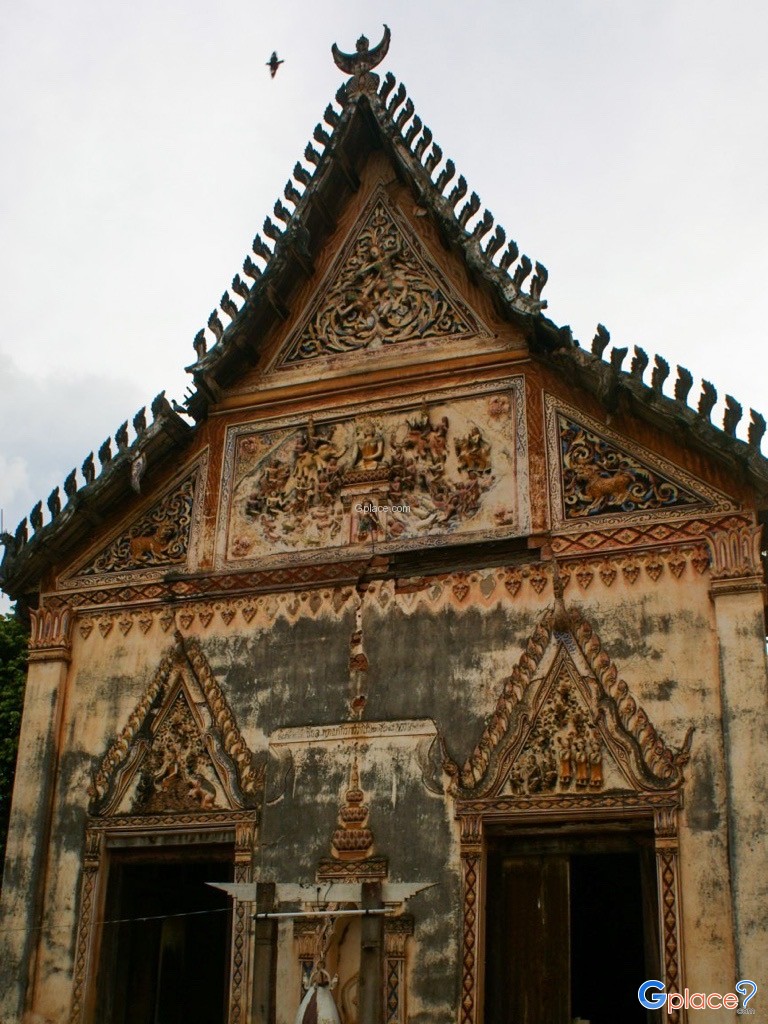 Wat Hua Dong Phichit