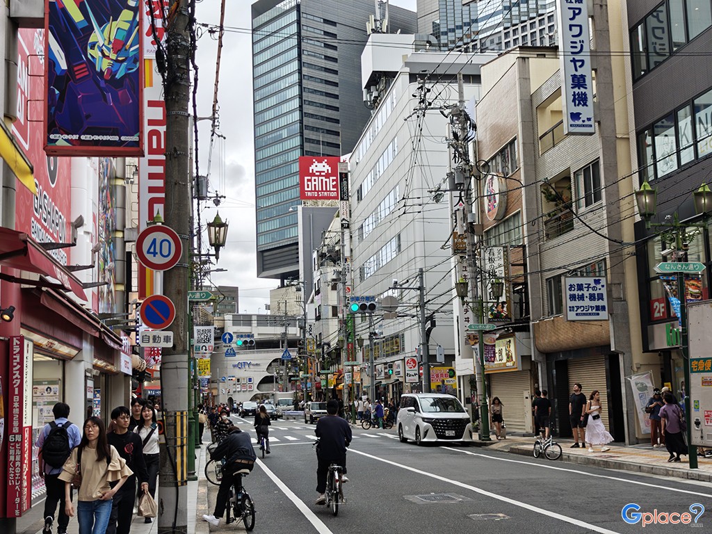 日本橋でんでんタウン