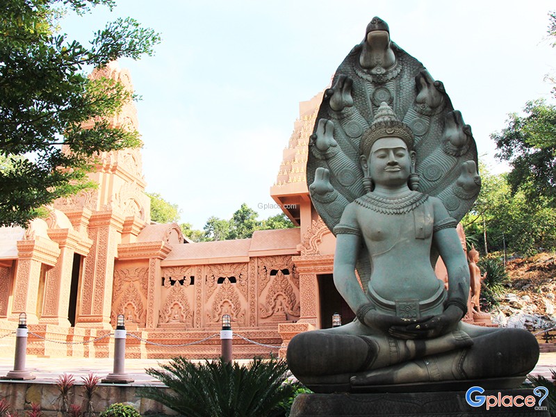 Wat Tham Phu Wa