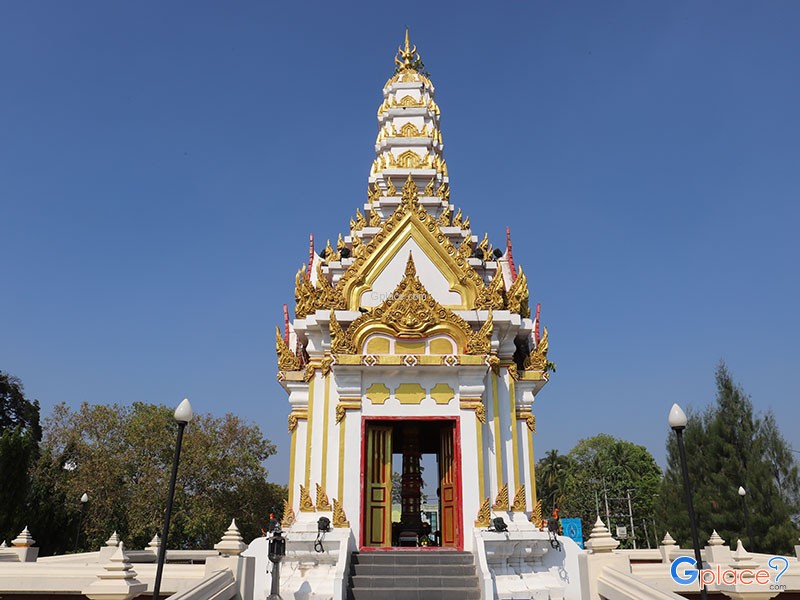 Phitsanulok City Pillar Shrine