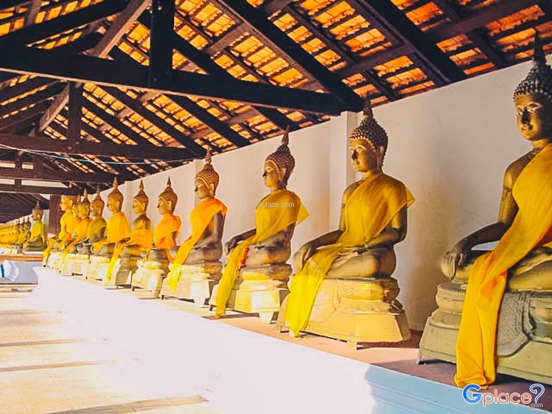Wat Phra That Sawi
