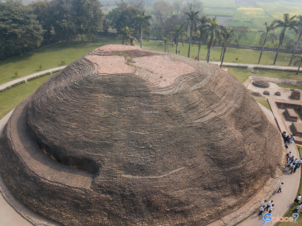 Stupa de Mahaparinirvana