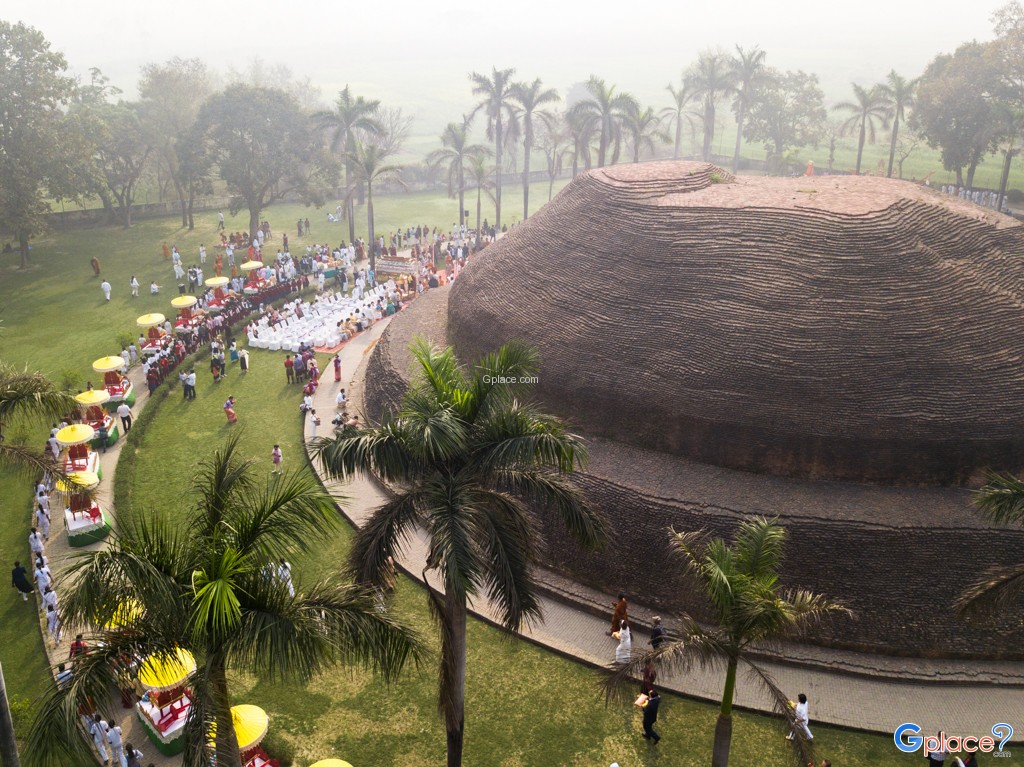 Stupa de Mahaparinirvana