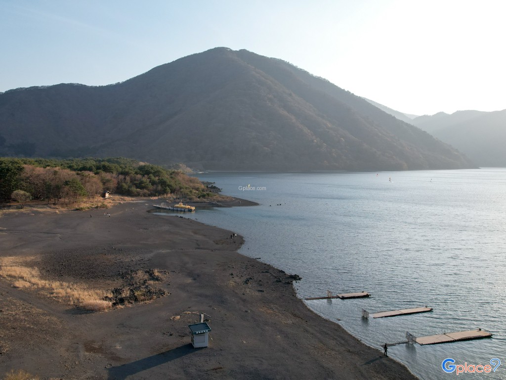 ทะเลสาบโมโตซุ