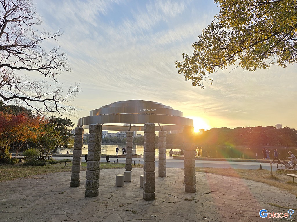Ohori Park