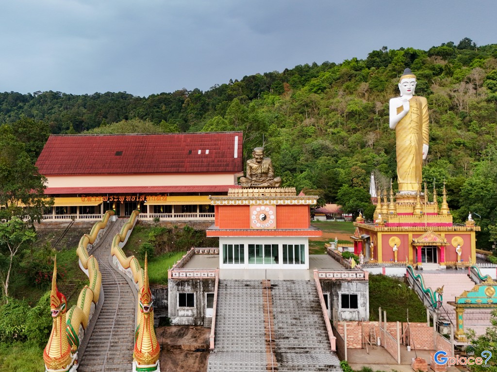 Wat Waree Banphot