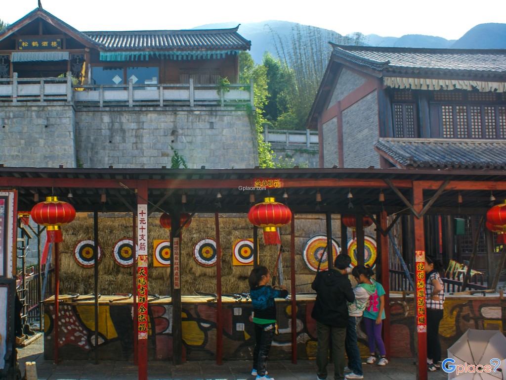 โรงถ่ายภาพยนตร์แปดเทพอสูรมังกรฟ้า