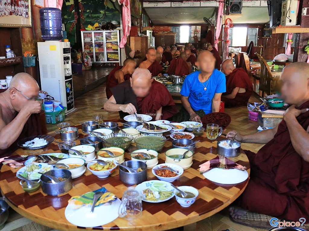 วัดก้อนหินใหญ่