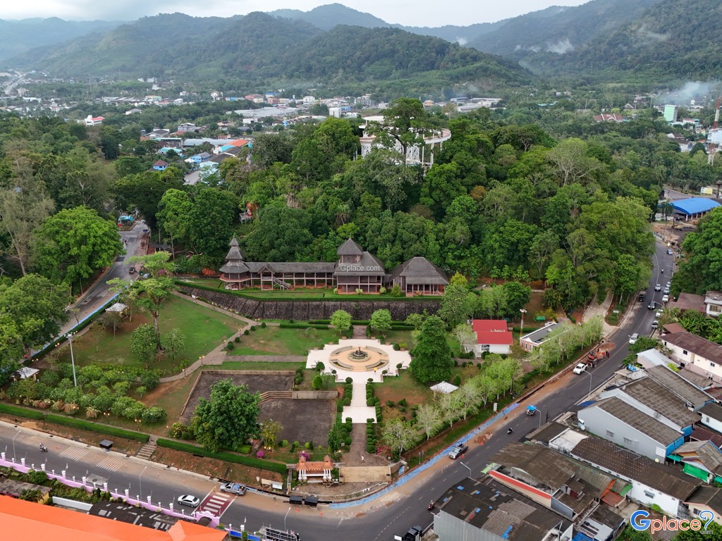 พระราชวังรัตนรังสรรค์