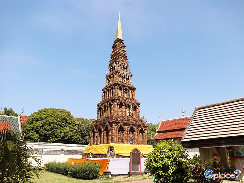 Wat Phra That Hariphunchai