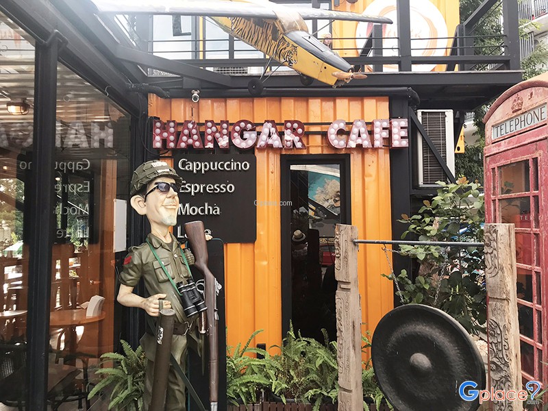 HANGAR Café