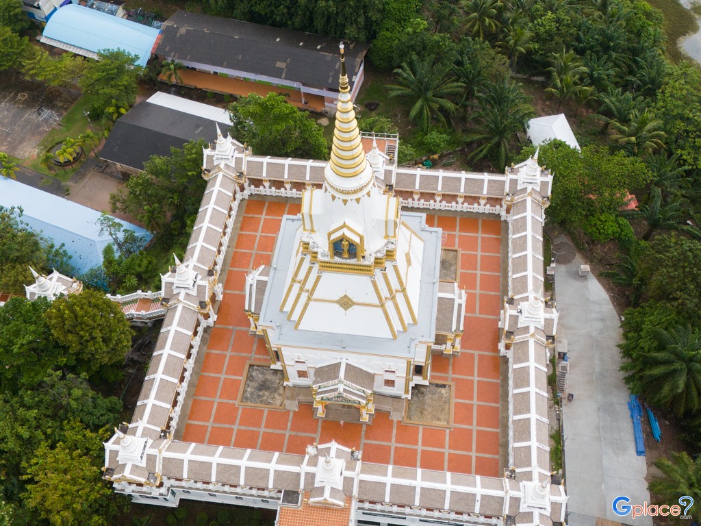 Wat Mahathat Laem Sak