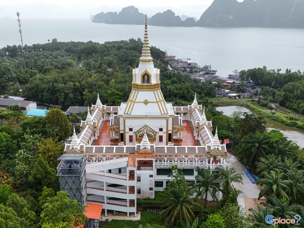 Wat Mahathat Laem Sak