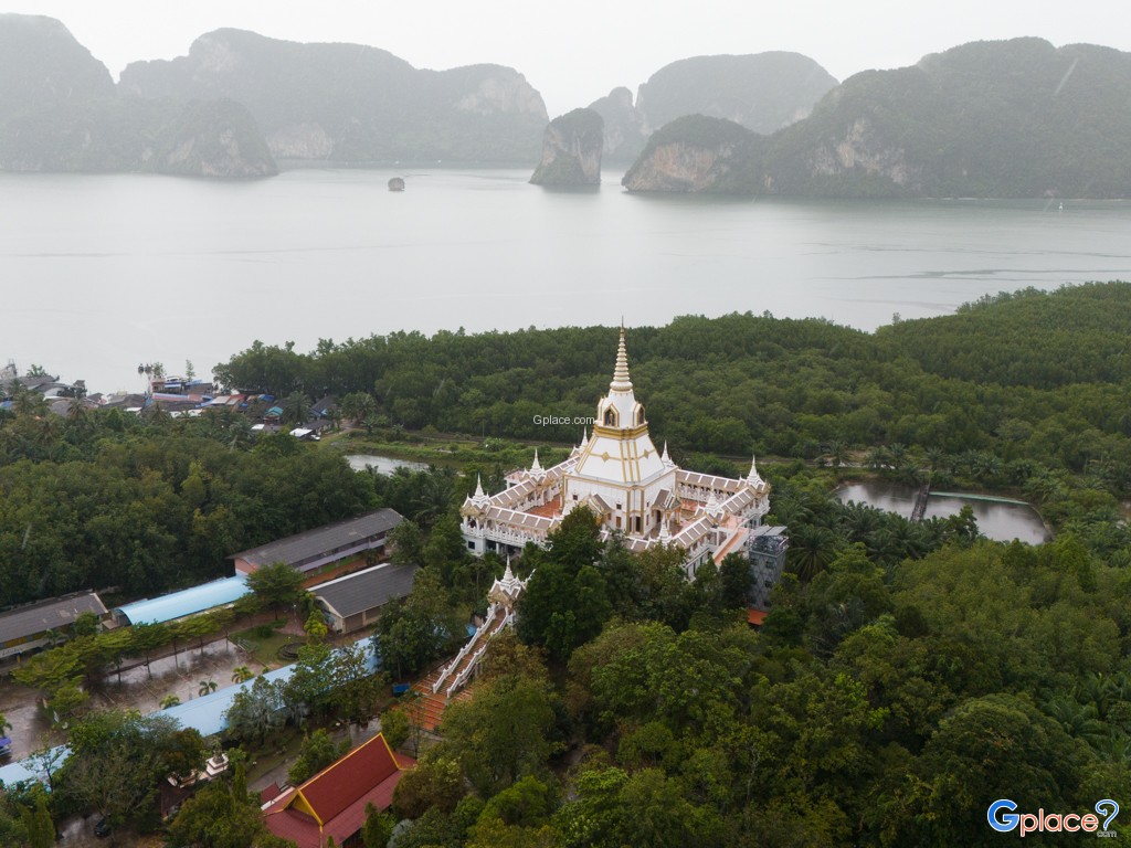 Wat Mahathat Laem Sak