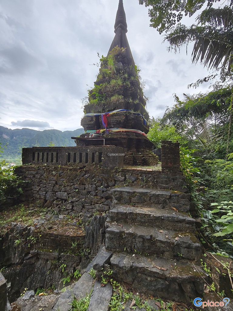 เจดีย์เขาล้างบาศ