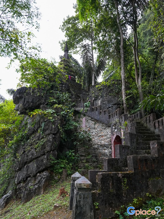 เจดีย์เขาล้างบาศ