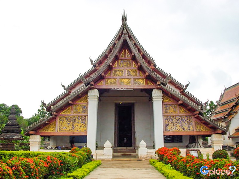 Wat Phra Borom That Thung Yang