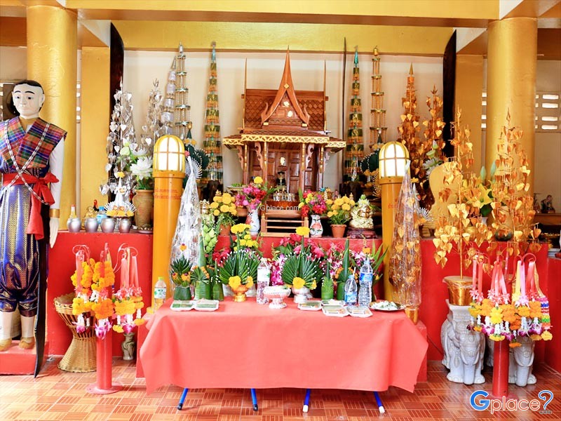 Chao Pho Chao Fa Mung Mueang Shrine