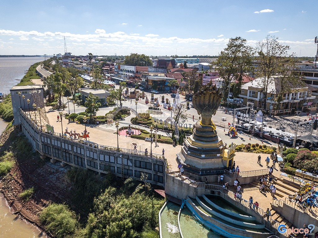 Place Phaya Sri Sattanakkharat