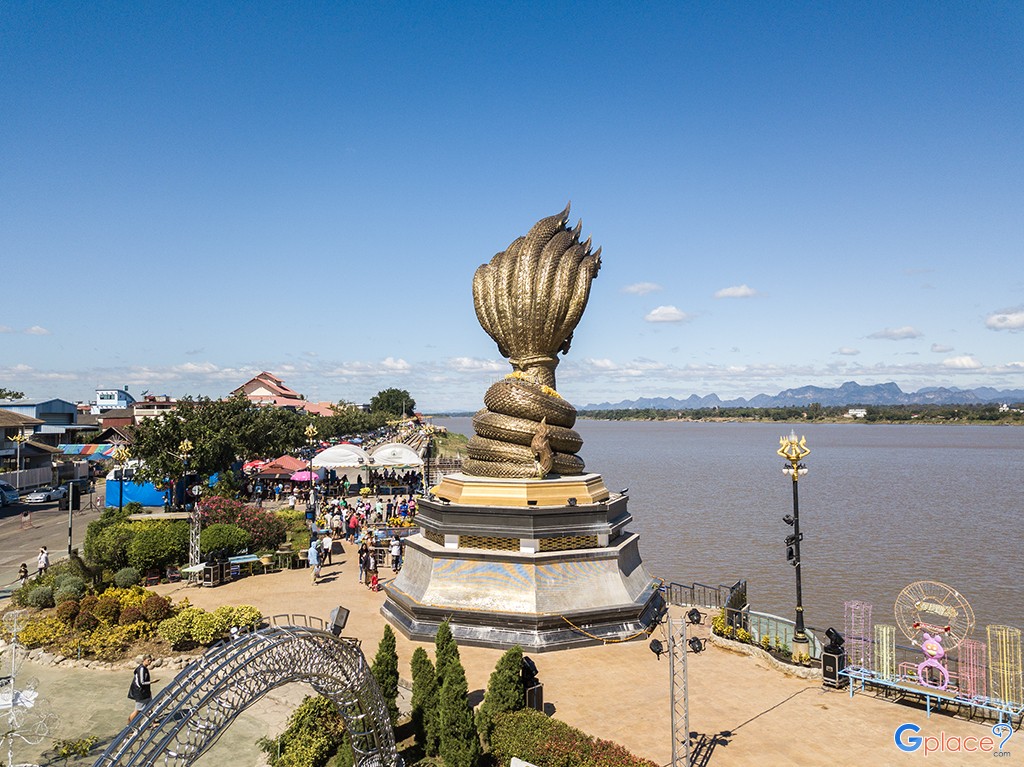 Place Phaya Sri Sattanakkharat