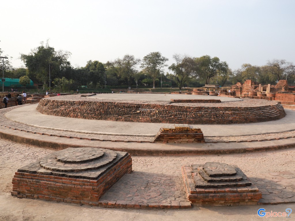 Stupa Dhamekh Sarnath