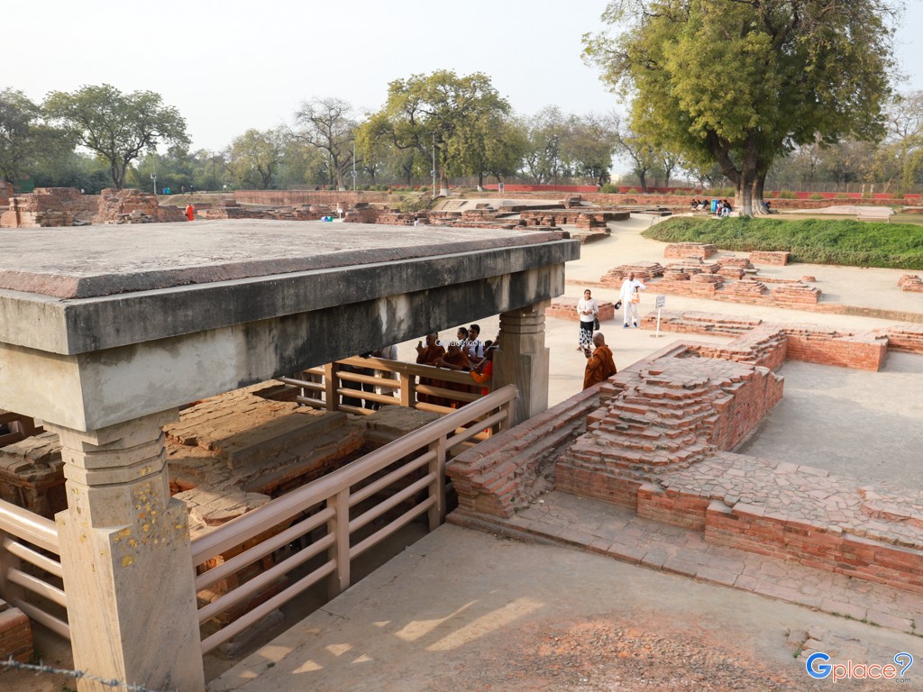 Stupa Dhamekh Sarnath
