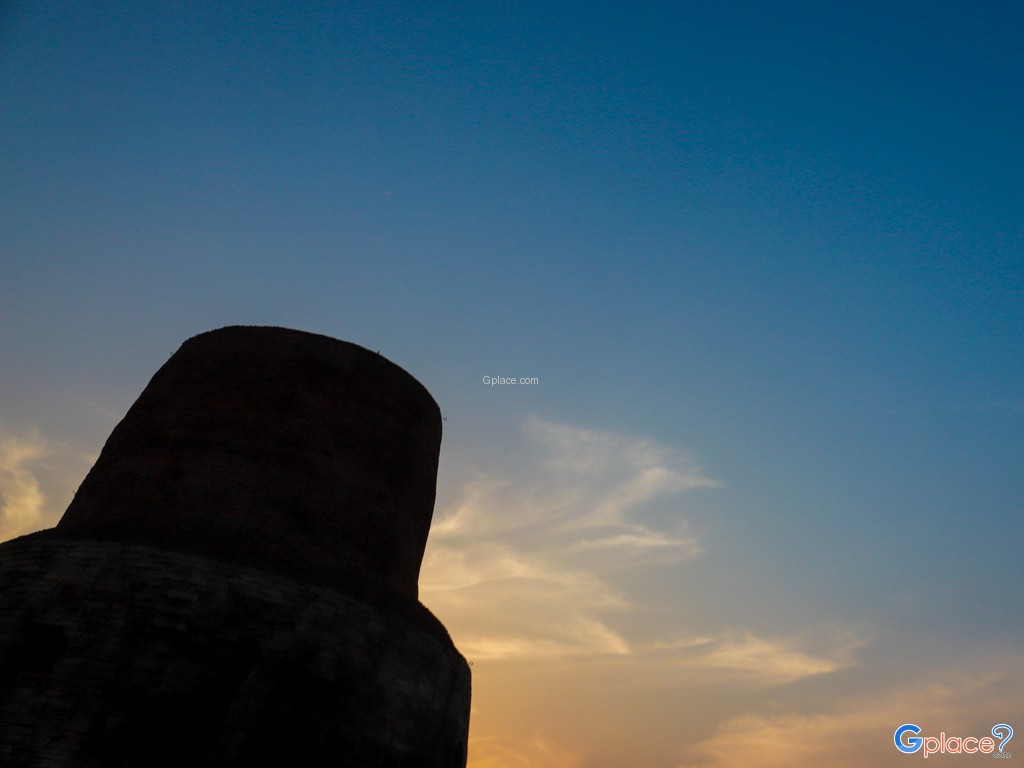 Stupa Dhamekh Sarnath